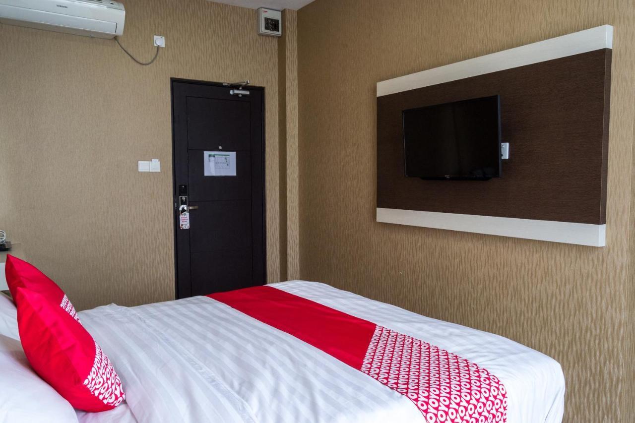 Oyo 676 Hotel Osaka Batam Dış mekan fotoğraf