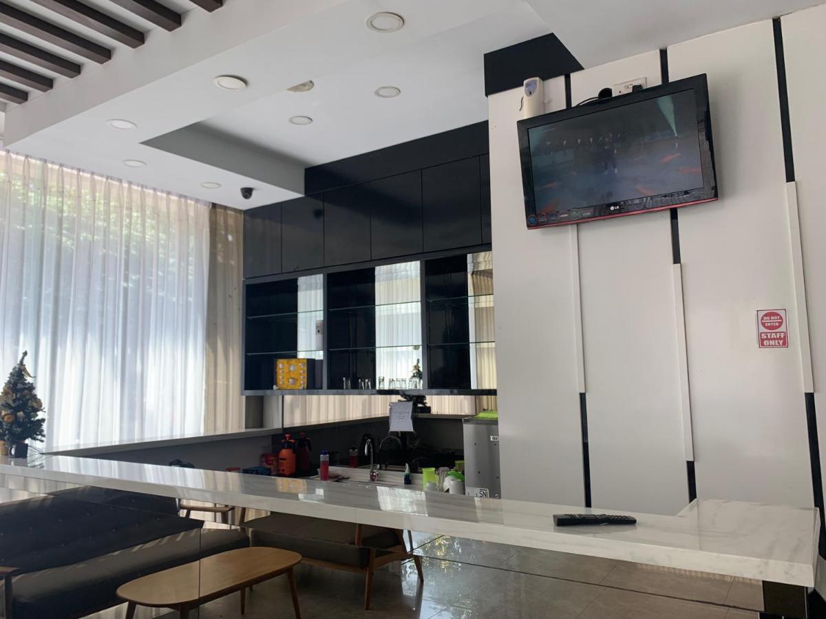 Oyo 676 Hotel Osaka Batam Dış mekan fotoğraf