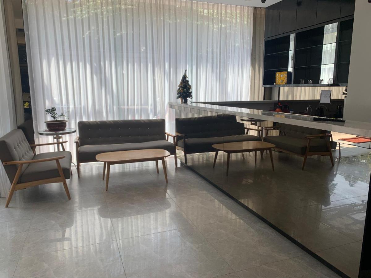 Oyo 676 Hotel Osaka Batam Dış mekan fotoğraf
