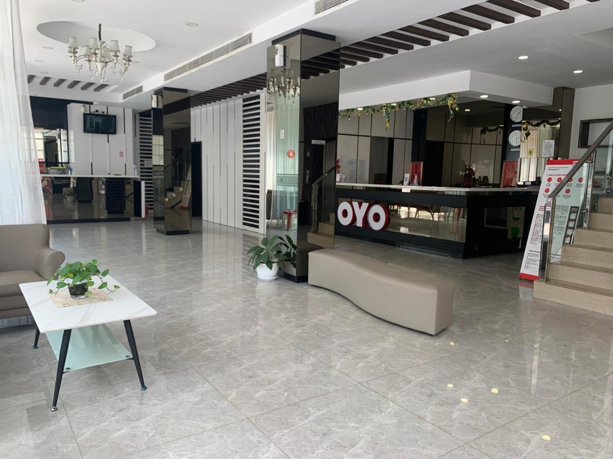 Oyo 676 Hotel Osaka Batam Dış mekan fotoğraf