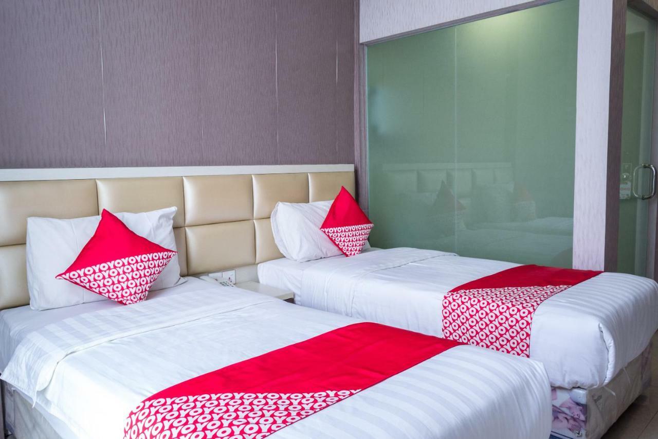 Oyo 676 Hotel Osaka Batam Dış mekan fotoğraf